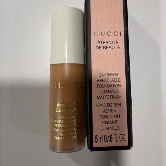 Gucci Éternité de Beauté Foundation - Medium 330W plus 5ml travel size - Picture 8 of 9